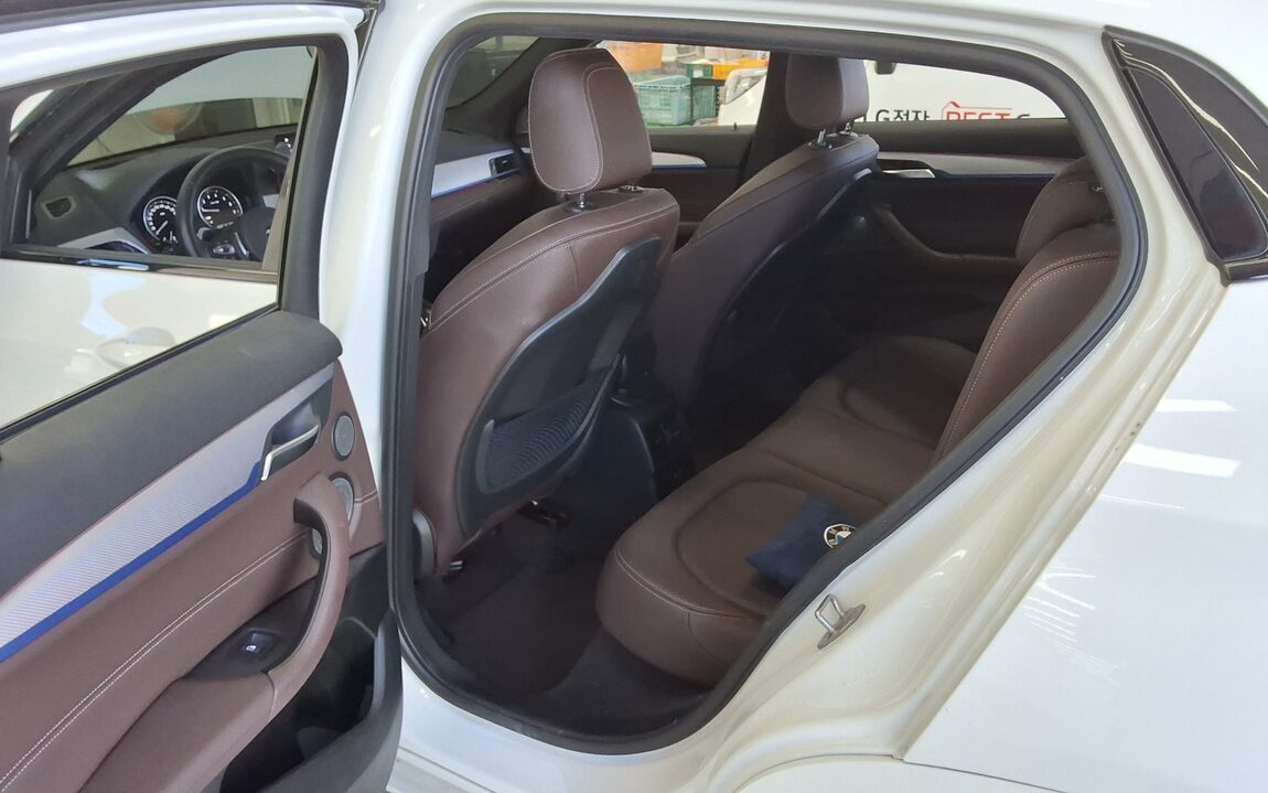BMW X2 (2ND GEN) 20i xDRIVE M SPORT PACK 2023 - zdjęcie 12