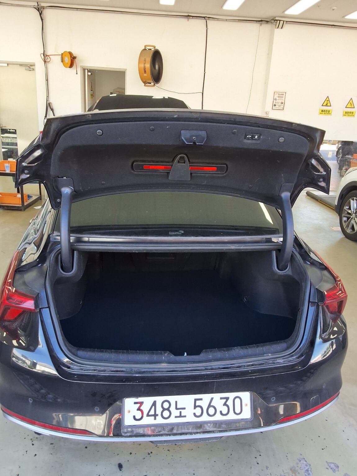 KIA K8 HYBRID HEV SIGNATURE 2023 - zdjęcie 15