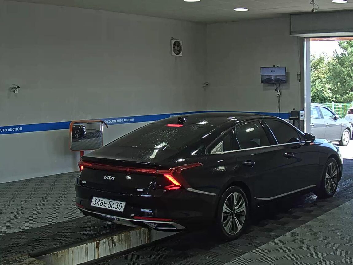 KIA K8 HYBRID HEV SIGNATURE 2023 - zdjęcie 5