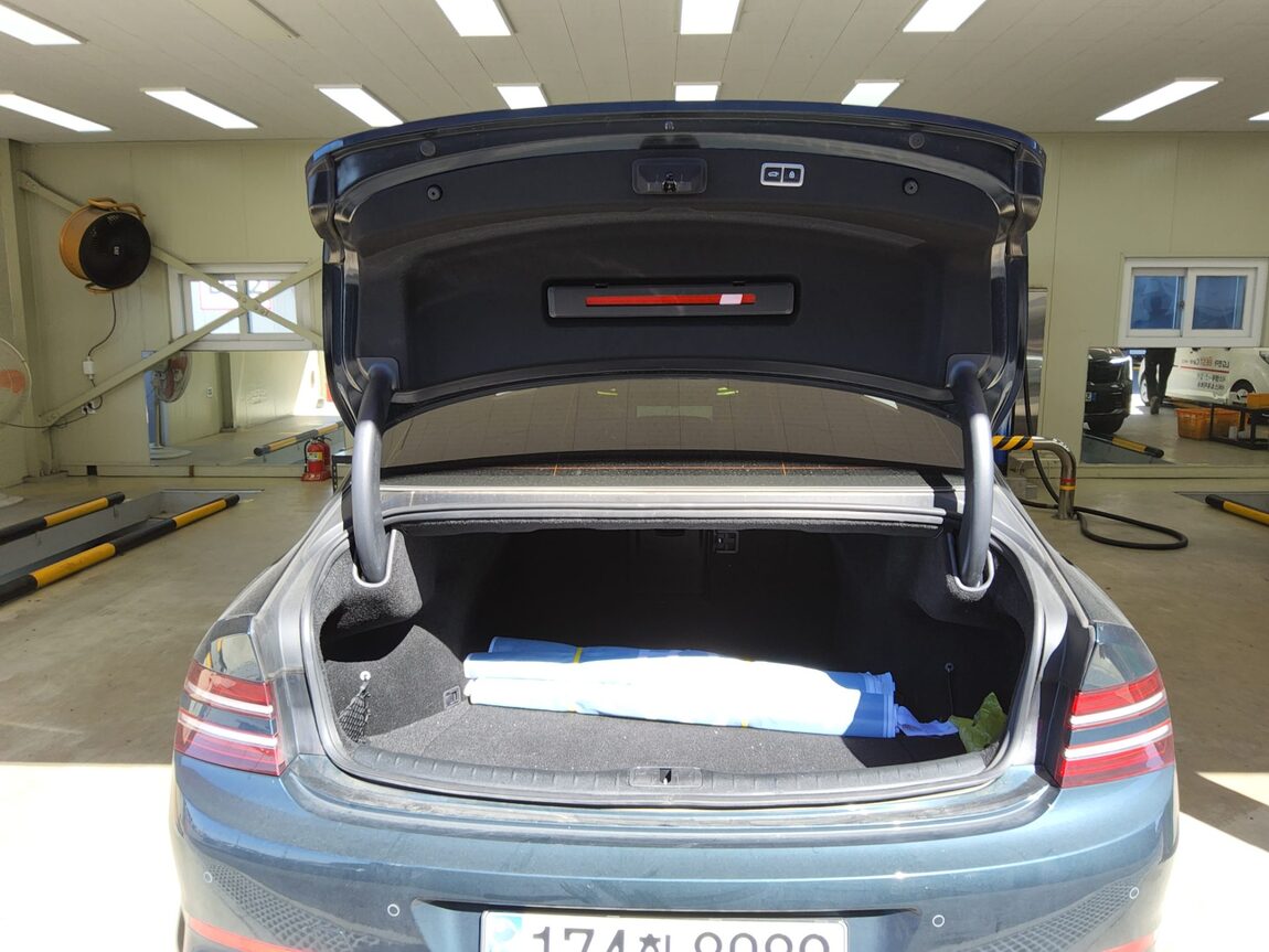 GENESIS THE ALL NEW G80 GASOLINE 2.5 2WD BASE MODEL 2024 - zdjęcie 15