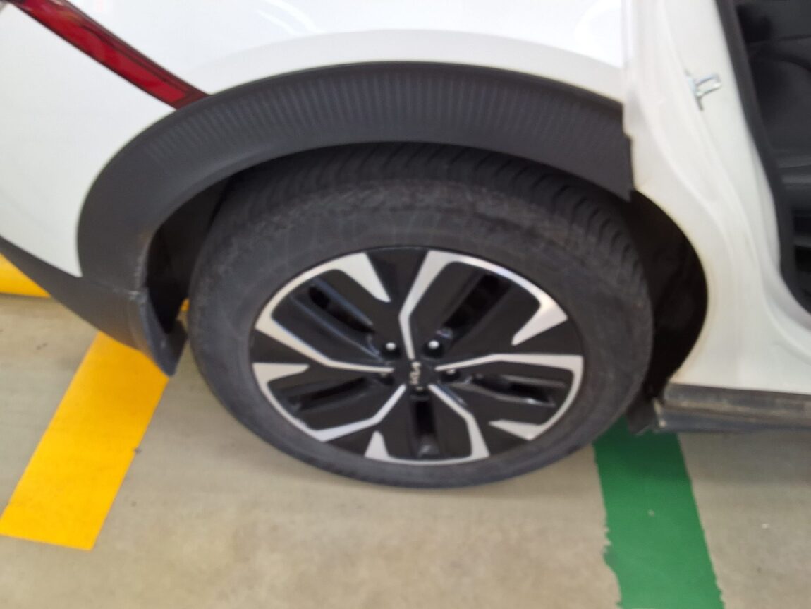 KIA EV6 LONG RANGE 2WD AIR 2022 - zdjęcie 22