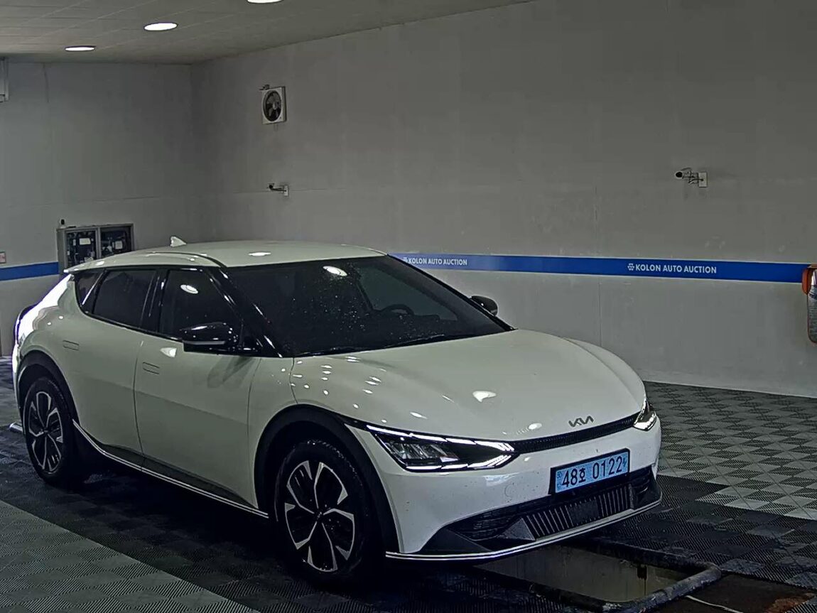 KIA EV6 LONG RANGE 2WD AIR 2022 - zdjęcie 3