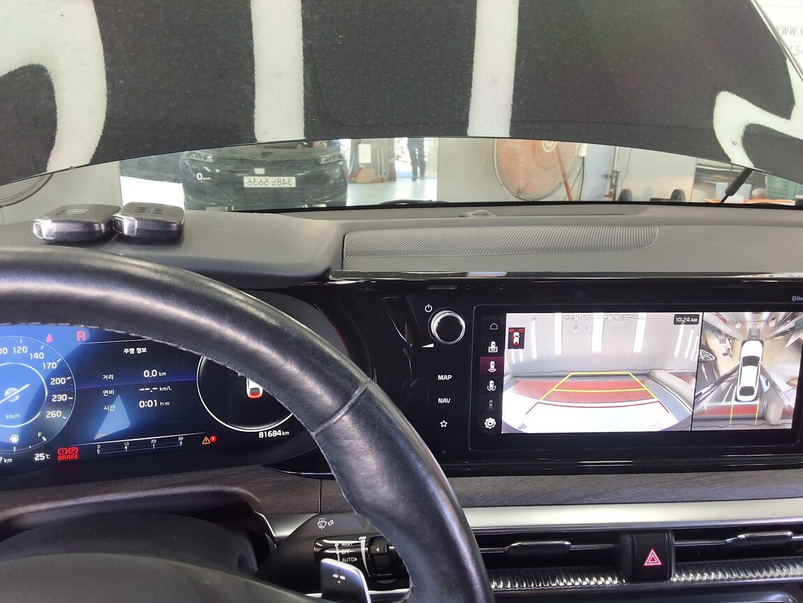 KIA NEW K5 (DL3) 2.0 GASOLINE SIGNATURE 2023 - zdjęcie 19