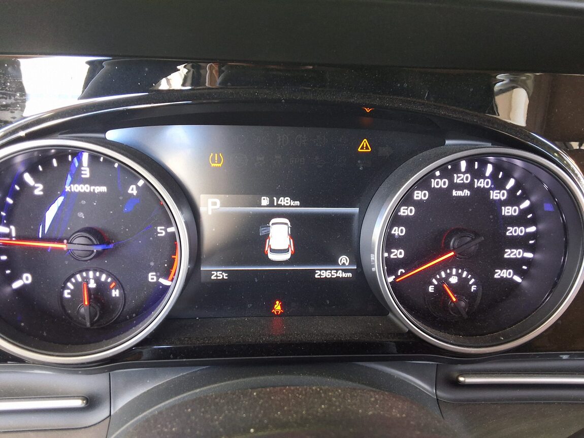 KIA NEW CARNIVAL (KA4) 9-SEATER DIESEL PRESTIGE 2023 - zdjęcie 10