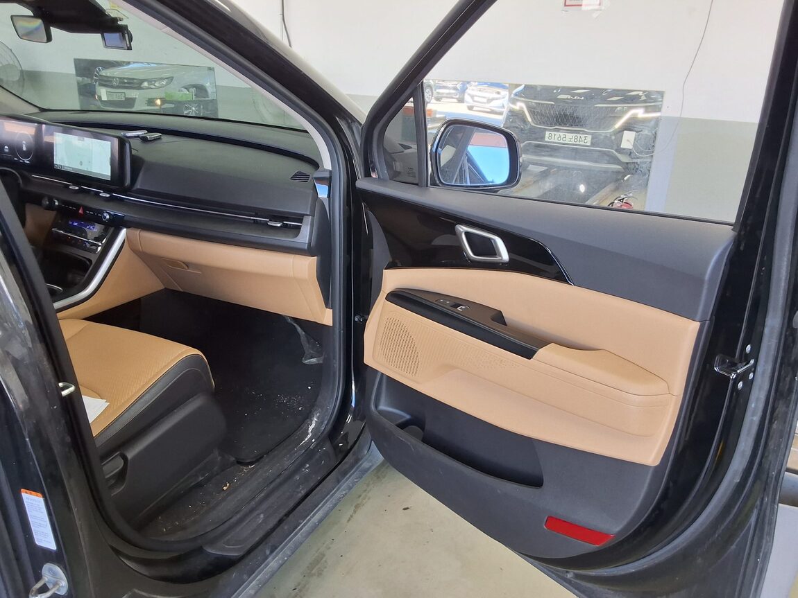 KIA NEW CARNIVAL (KA4) 9-SEATER GASOLINE PRESTIGE 2023 - zdjęcie 14