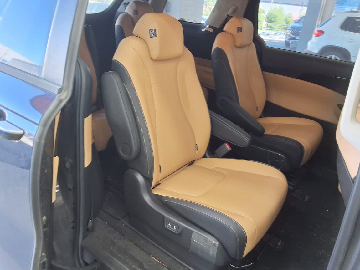 KIA NEW CARNIVAL (KA4) 9-SEATER GASOLINE PRESTIGE 2023 - zdjęcie 13