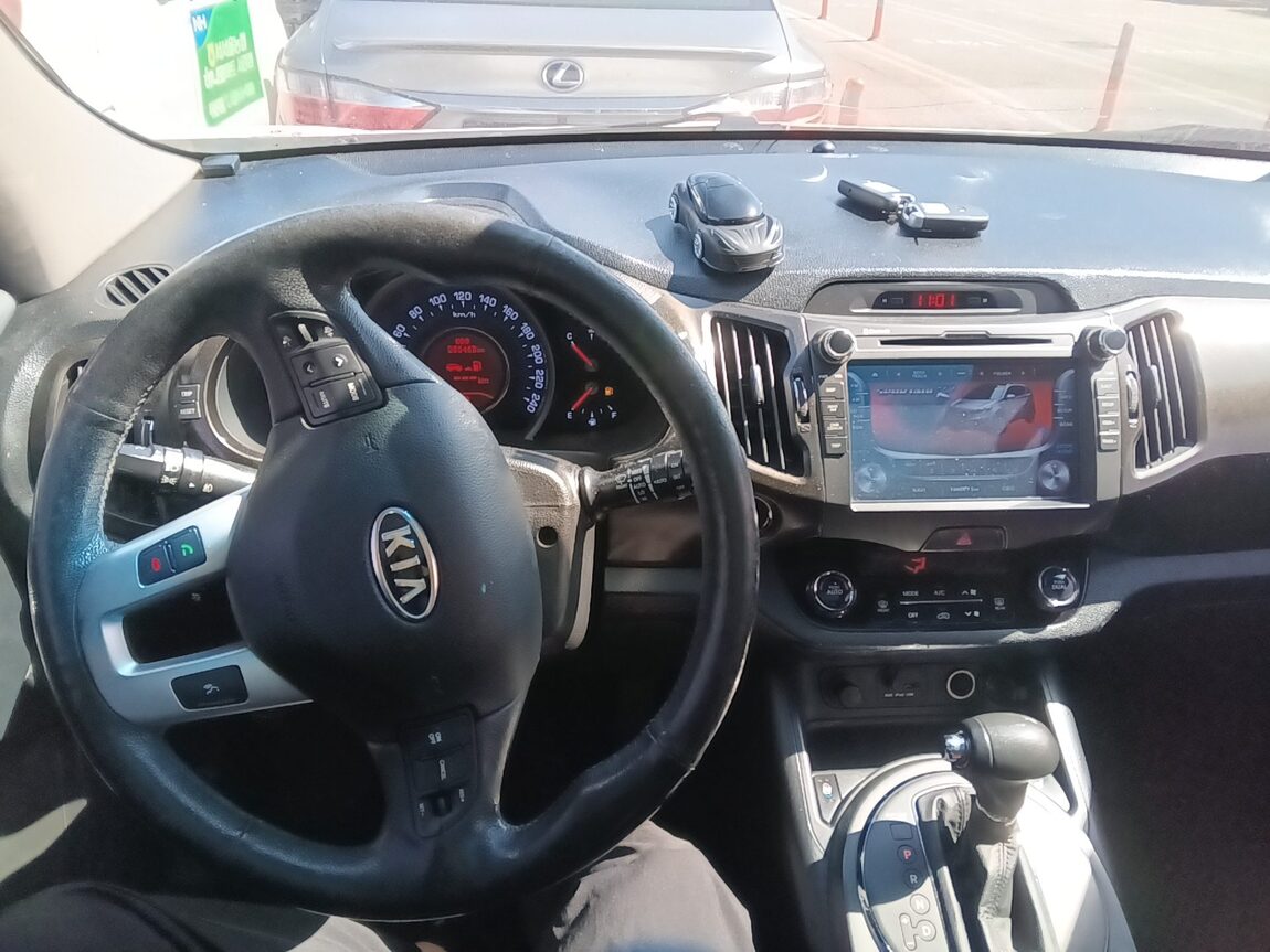 KIA SPORTAGE R DIESEL R2.0 2WD LIMITED 2012 - zdjęcie 18