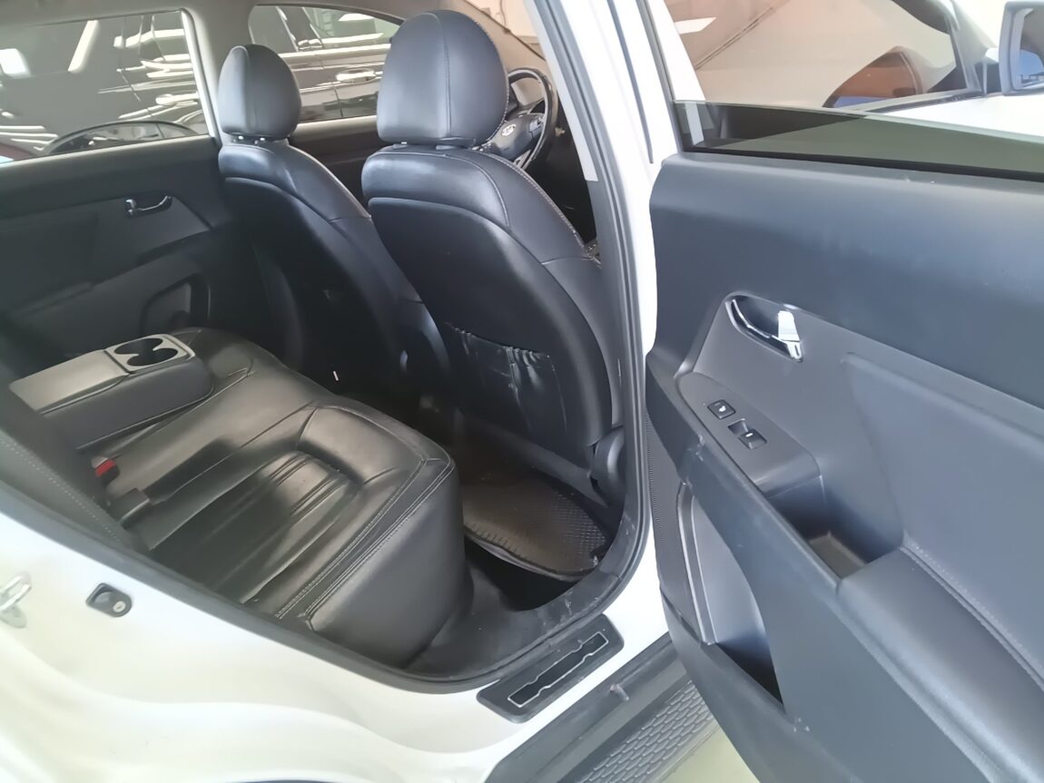 KIA SPORTAGE R DIESEL R2.0 2WD LIMITED 2012 - zdjęcie 13
