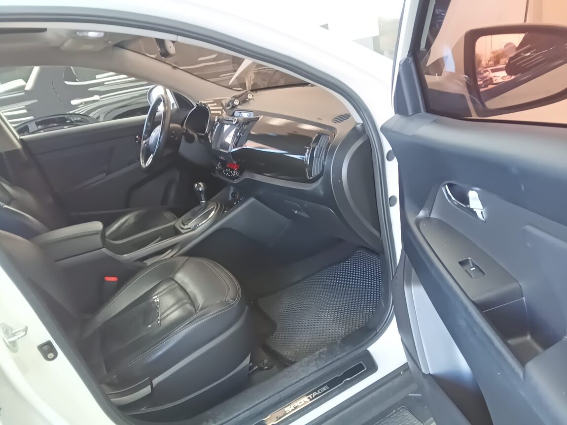 KIA SPORTAGE R DIESEL R2.0 2WD LIMITED 2012 - zdjęcie 14