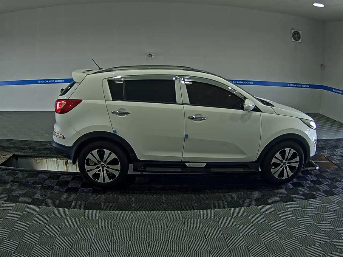 KIA SPORTAGE R DIESEL R2.0 2WD LIMITED 2012 - zdjęcie 4