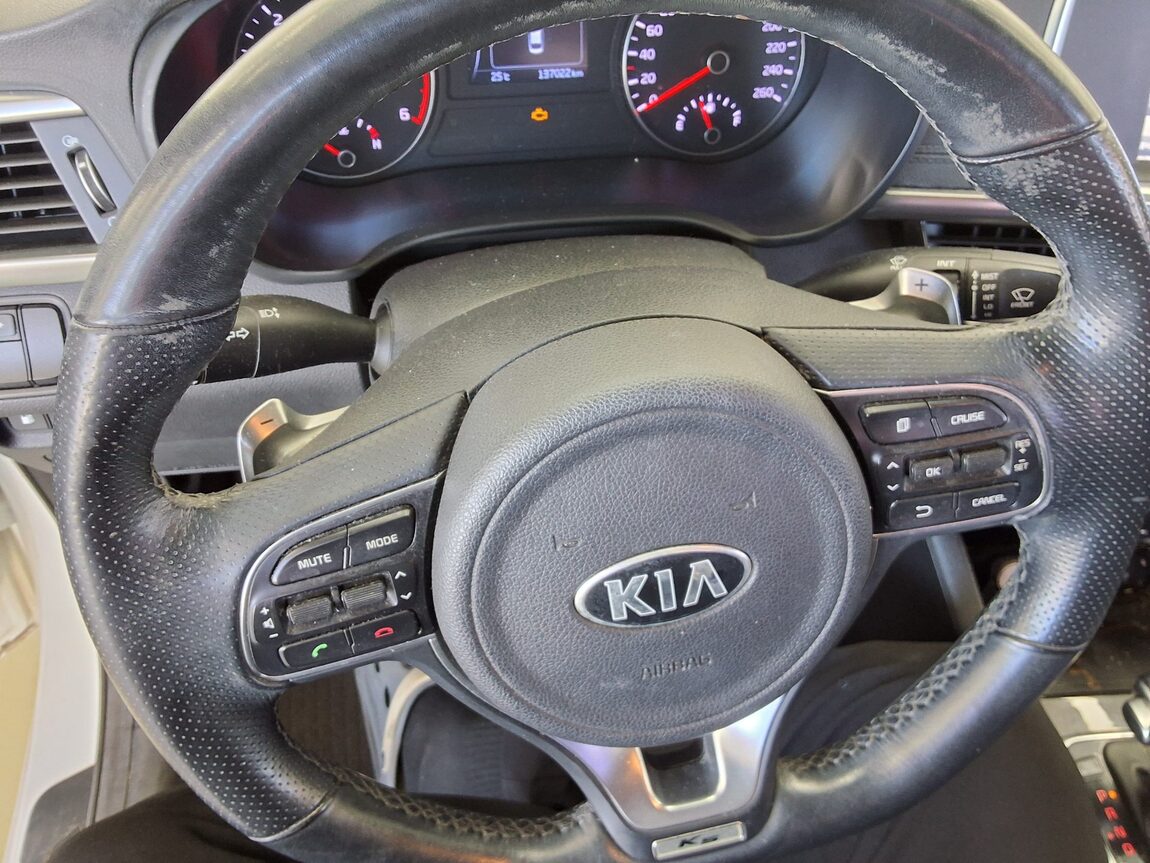 KIA NEW K5 1.7 DIESEL PRESTIGE SX 2016 - zdjęcie 17