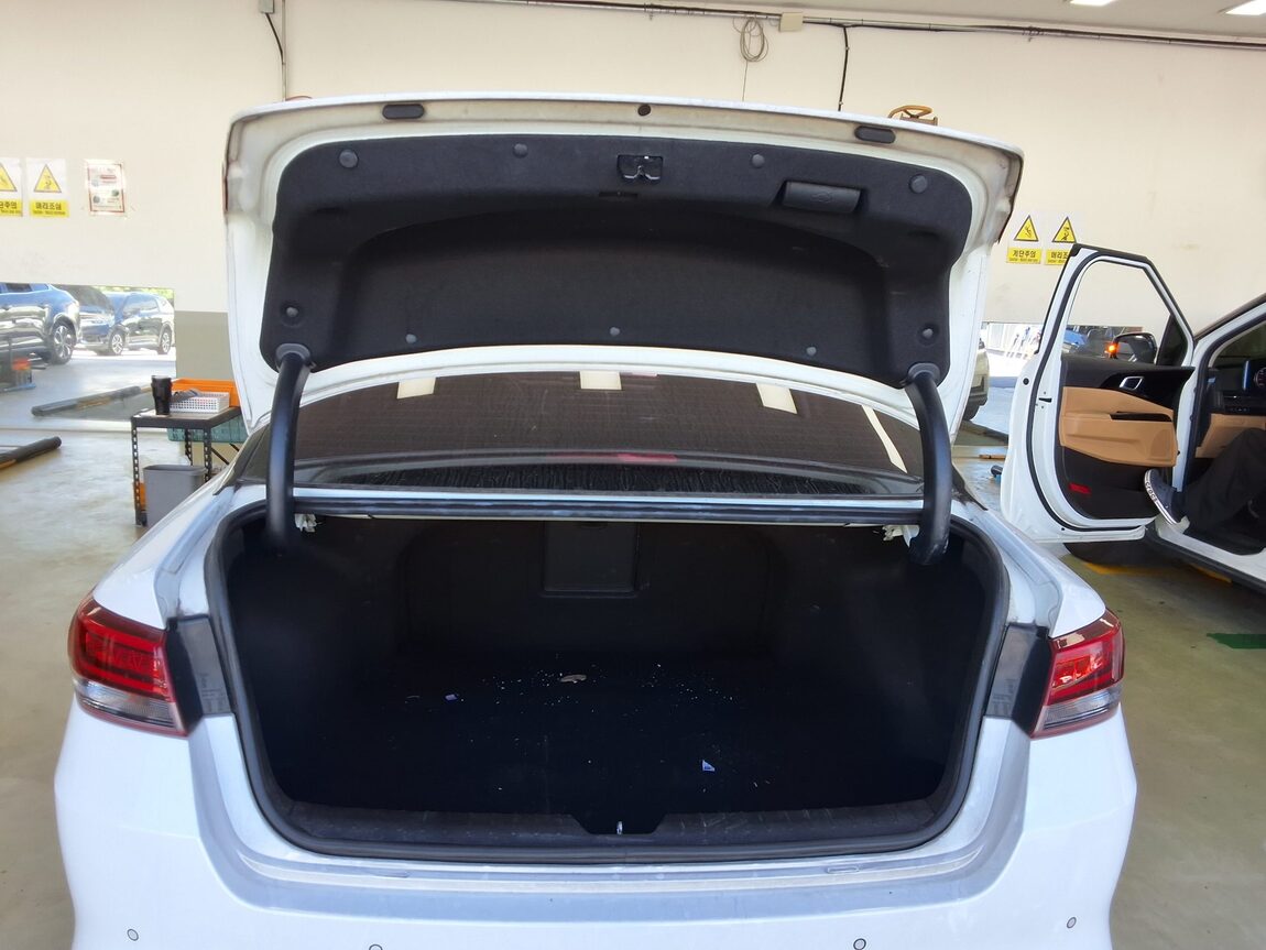 KIA NEW K5 1.7 DIESEL PRESTIGE SX 2016 - zdjęcie 15