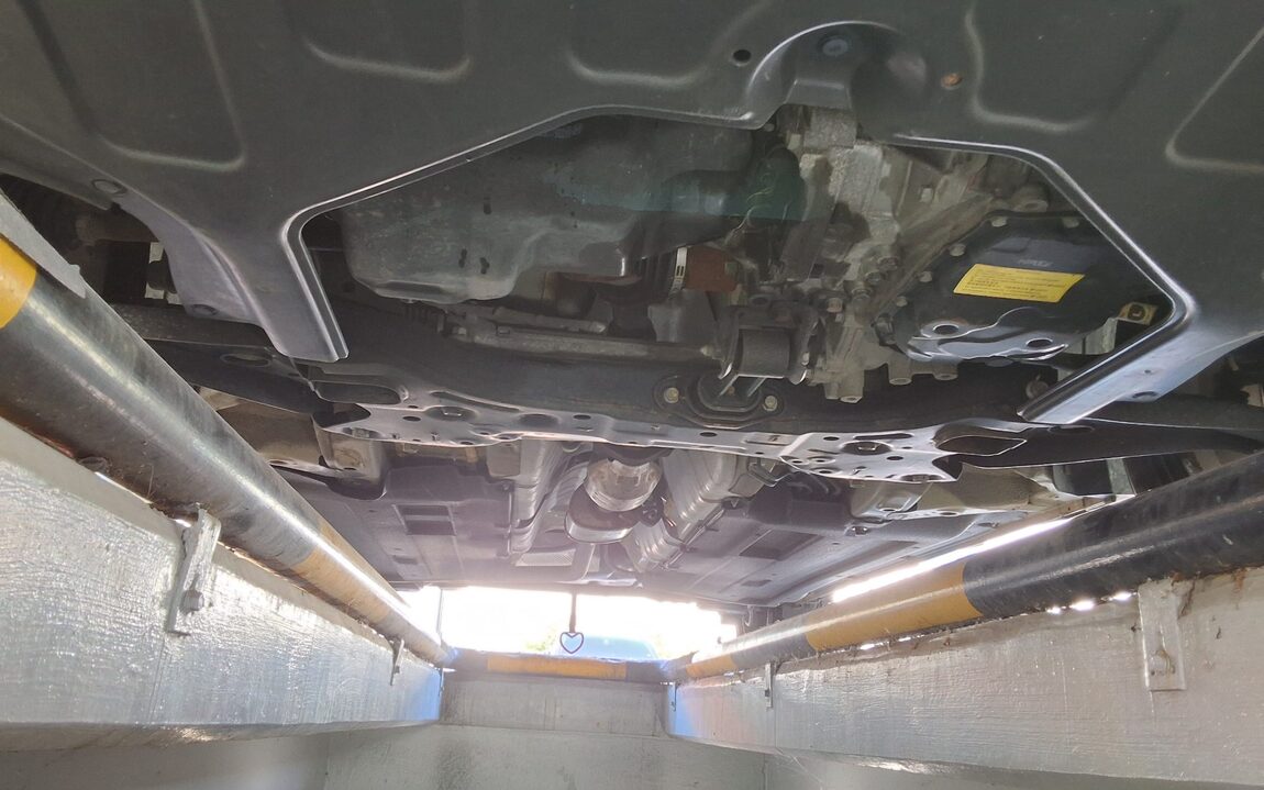 HYUNDAI VENUE 1.6 GASOLINE MODERN 2020 - zdjęcie 21