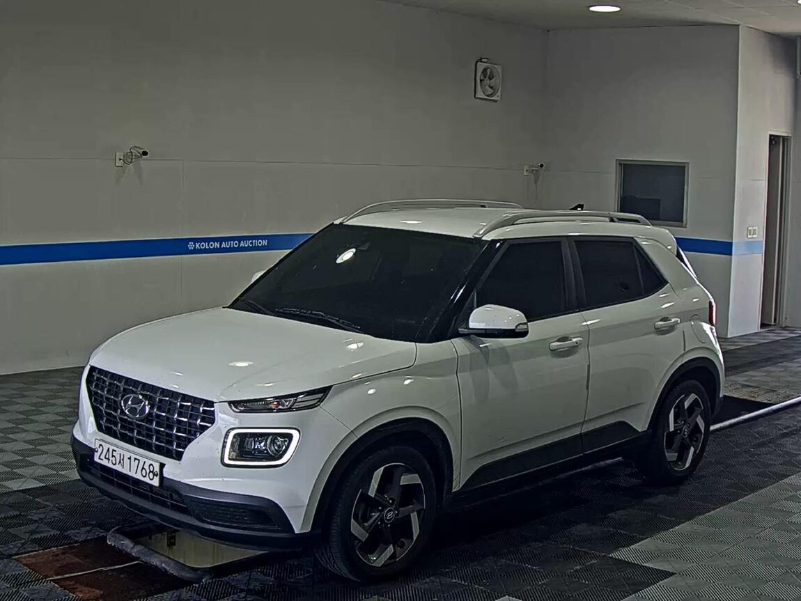 HYUNDAI VENUE 1.6 GASOLINE MODERN 2020 - zdjęcie 2