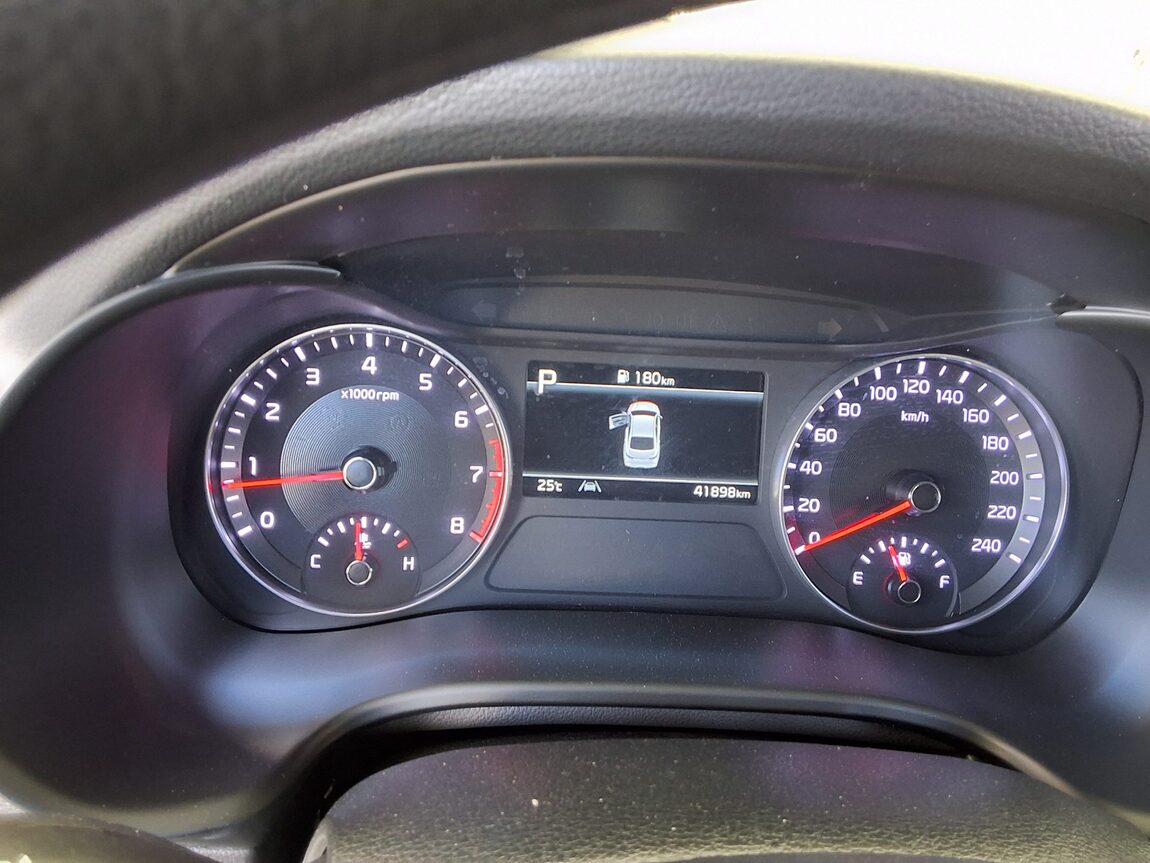 KIA THE NEW K3 1.6 GASOLINE TRENDY 2023 - zdjęcie 9