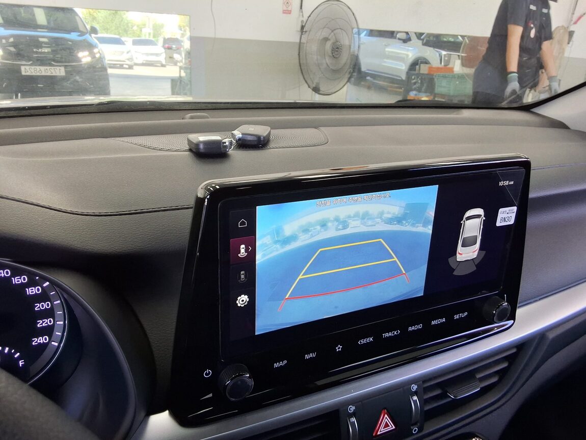KIA THE NEW K3 1.6 GASOLINE TRENDY 2023 - zdjęcie 19