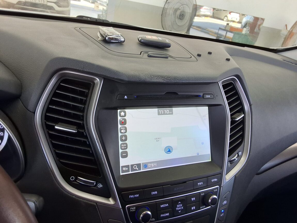 HYUNDAI SANTA FE THE PRIME DIESEL R2.0 2WD PREMIUM 2017 - zdjęcie 18