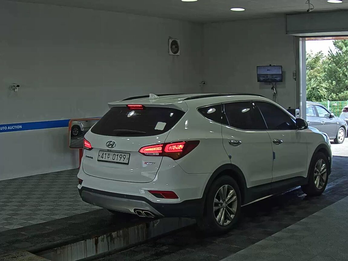 HYUNDAI SANTA FE THE PRIME DIESEL R2.0 2WD PREMIUM 2017 - zdjęcie 5