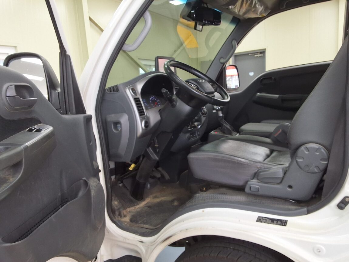 KIA THE NEW BONGO III CARGO BUILT-IN BOX TRUCK PLUS MODEL 2023 - zdjęcie 11