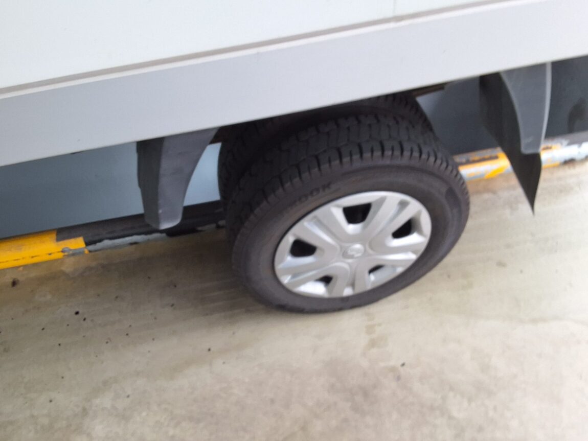 KIA THE NEW BONGO III CARGO BUILT-IN BOX TRUCK PLUS MODEL 2023 - zdjęcie 16
