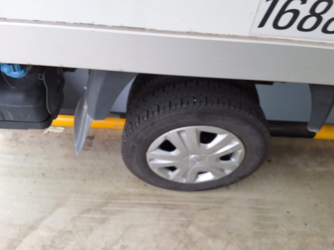 KIA THE NEW BONGO III CARGO BUILT-IN BOX TRUCK PLUS MODEL 2023 - zdjęcie 18