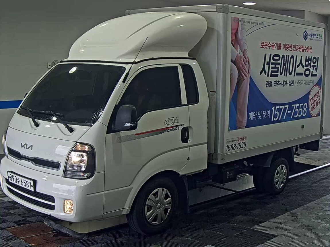 KIA THE NEW BONGO III CARGO BUILT-IN BOX TRUCK PLUS MODEL 2023 - zdjęcie 2