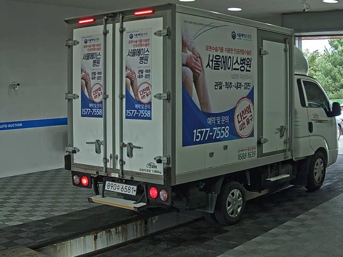KIA THE NEW BONGO III CARGO BUILT-IN BOX TRUCK PLUS MODEL 2023 - zdjęcie 5