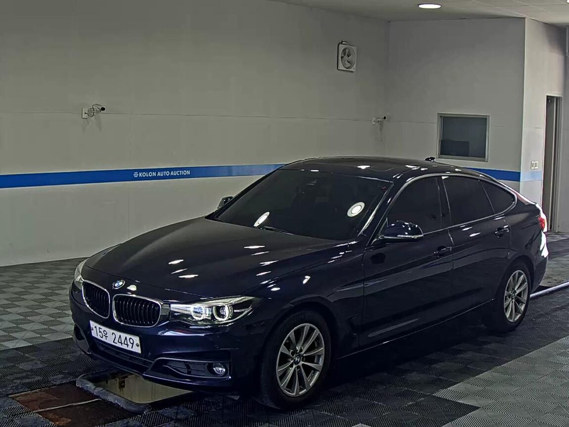 BMW GRAN TURISMO (GT) 3 SERIES GT 320d 2017 - zdjęcie 2