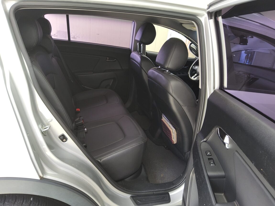KIA SPORTAGE R DIESEL R2.0 2WD TLX LUXURY MODEL 2011 - zdjęcie 13