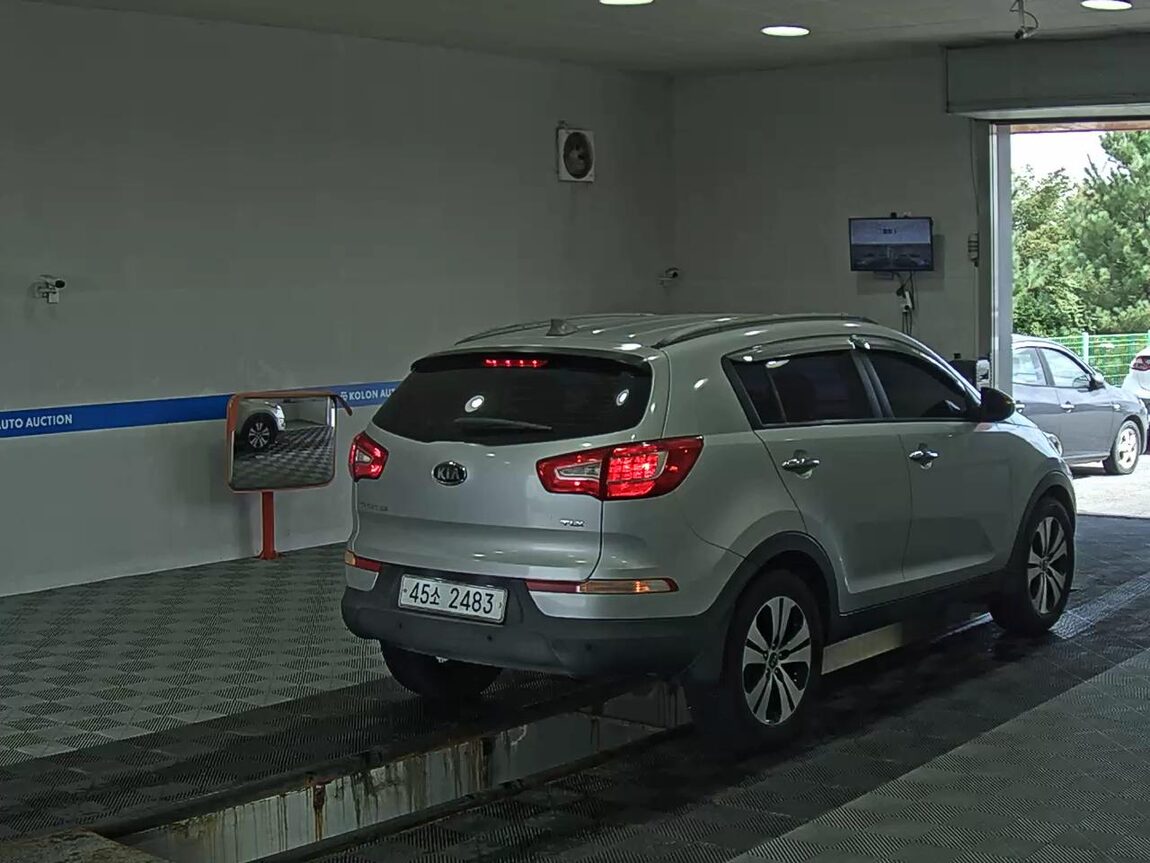KIA SPORTAGE R DIESEL R2.0 2WD TLX LUXURY MODEL 2011 - zdjęcie 5