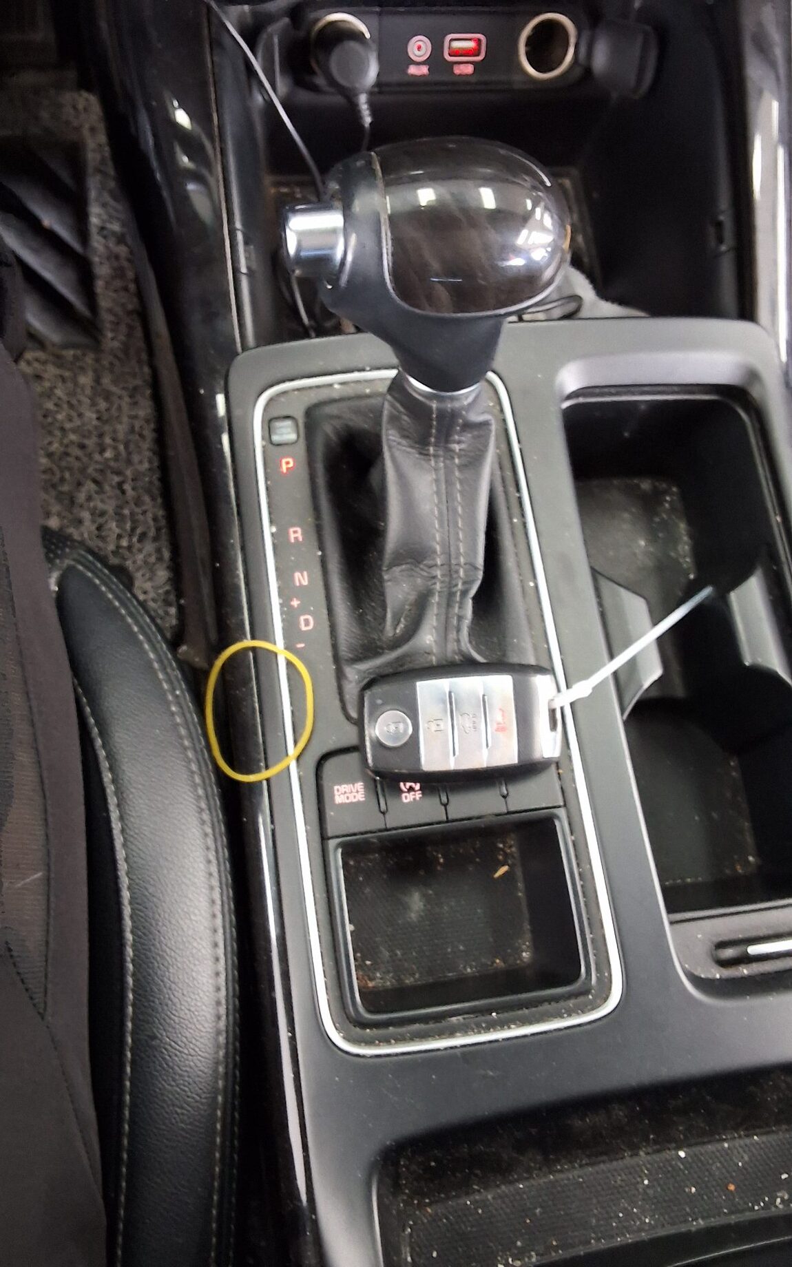 KIA ALL NEW SORENTO R2.0 2WD LUXURY 2015 - zdjęcie 20