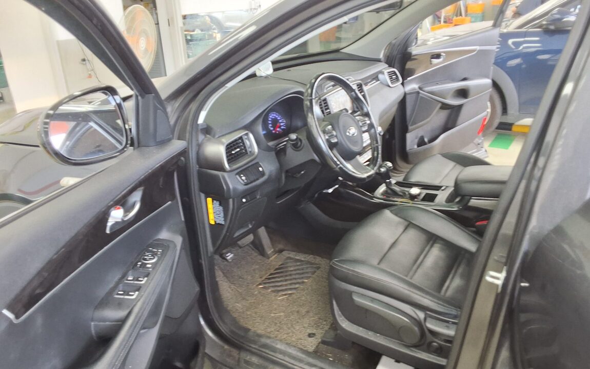 KIA ALL NEW SORENTO R2.0 2WD LUXURY 2015 - zdjęcie 10