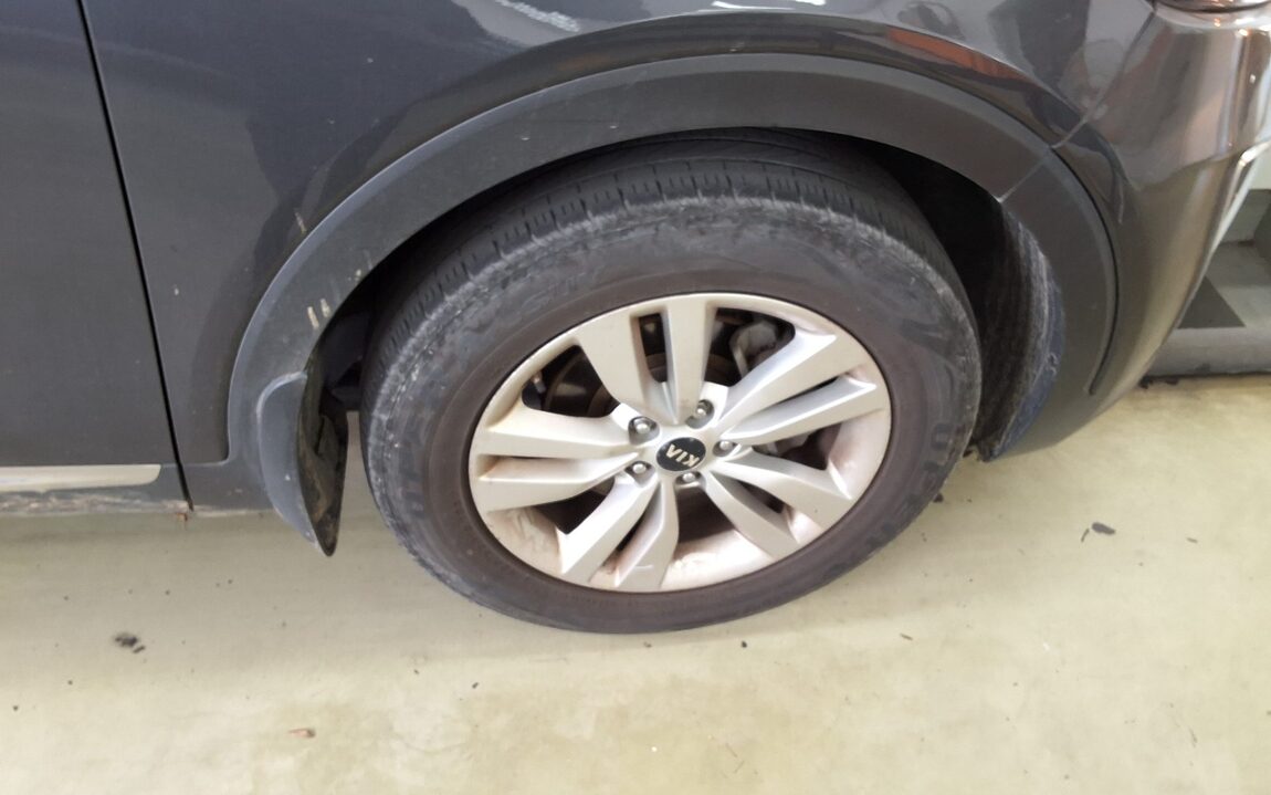 KIA ALL NEW SORENTO R2.0 2WD LUXURY 2015 - zdjęcie 25