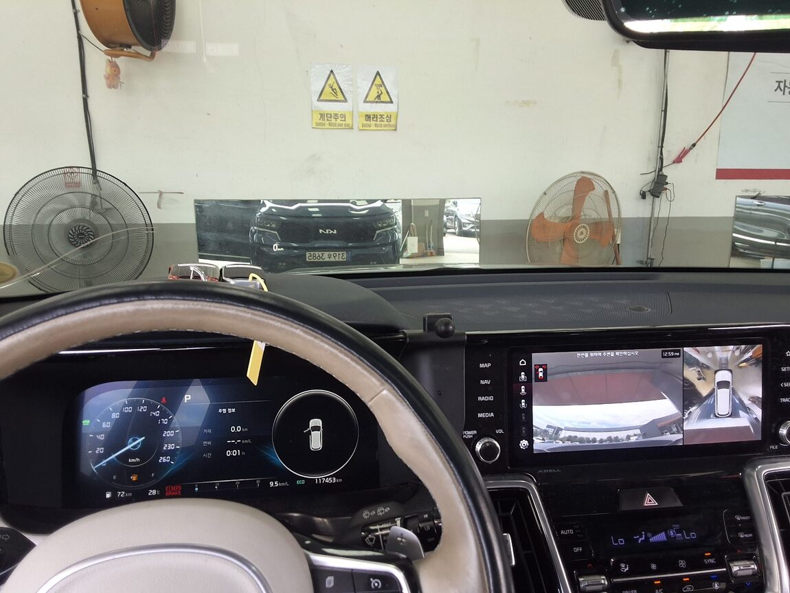 KIA NEW SORENTO HYBRID (MQ4) 1.6 HEV 2WD GRAVITY 2022 - zdjęcie 19