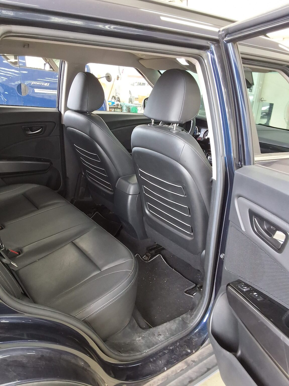 KG MOBILITY (SSANGYONG) THE NEW TIVOLI 1.5 GASOLINE TURBO 2WD V7 2024 - zdjęcie 13