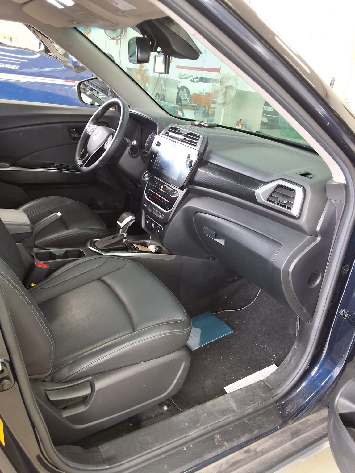 KG MOBILITY (SSANGYONG) THE NEW TIVOLI 1.5 GASOLINE TURBO 2WD V7 2024 - zdjęcie 14