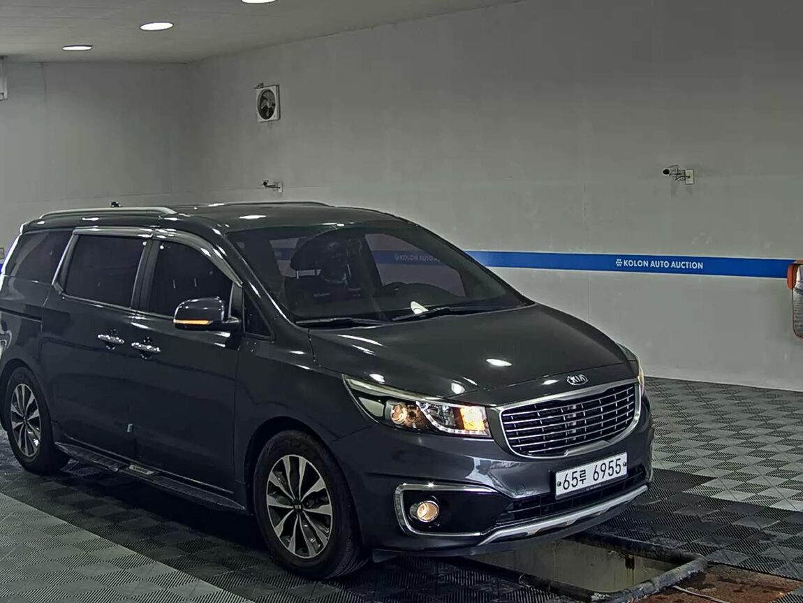 KIA ALL NEW CARNIVAL 9-SEATER DIESEL LUXURY 2015 - zdjęcie 3