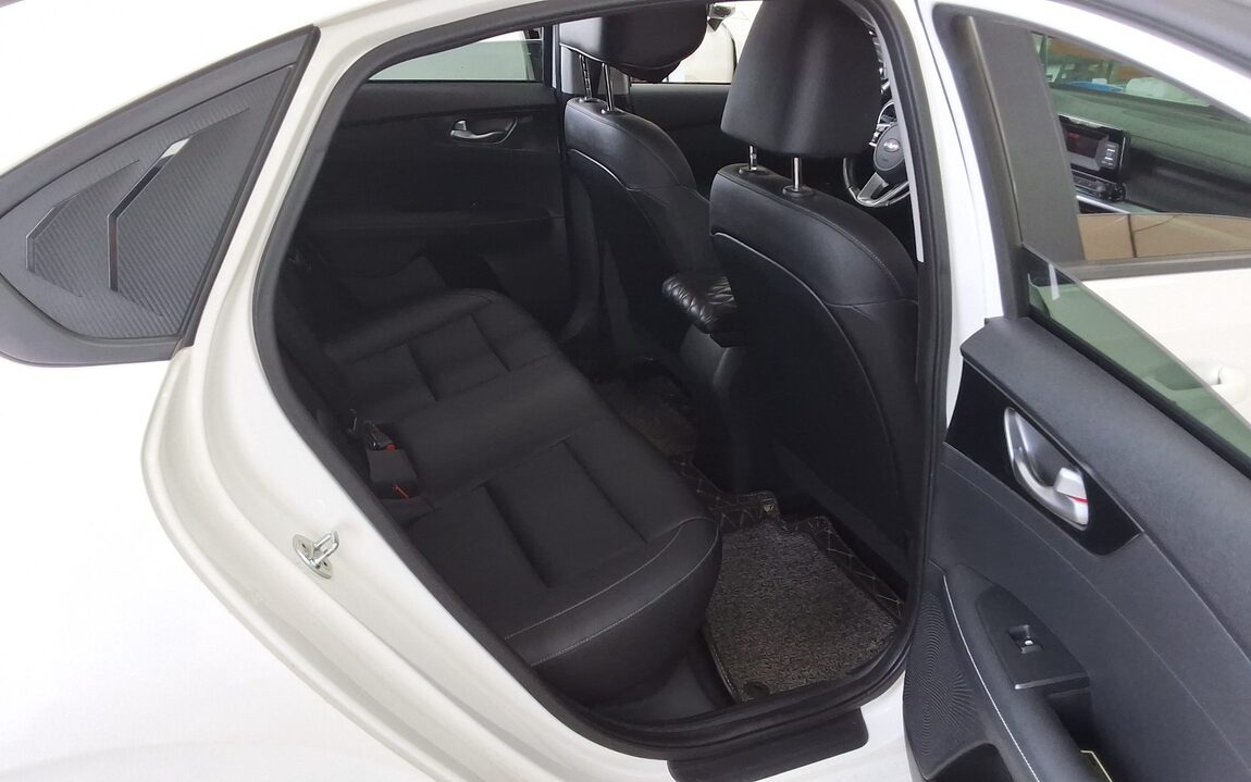 KIA ALL NEW K3 1.6 GASOLINE LUXURY 2019 - zdjęcie 13