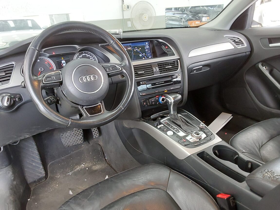 AUDI A4 (4TH GEN) 30 TDI DYNAMIC 2015 - zdjęcie 11