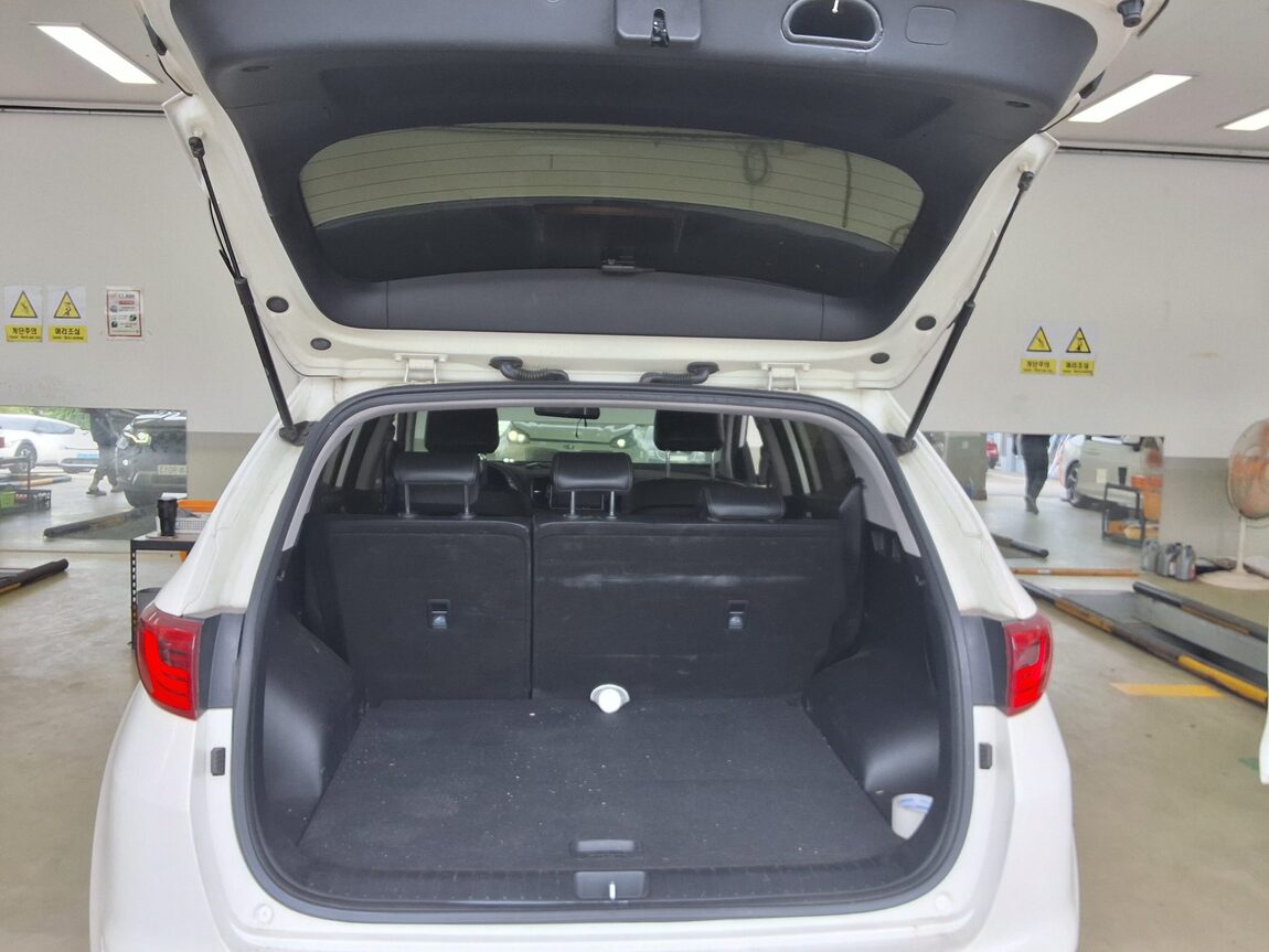 KIA NEW SPORTAGE R2.0 2WD NOBLESSE 2016 - zdjęcie 15
