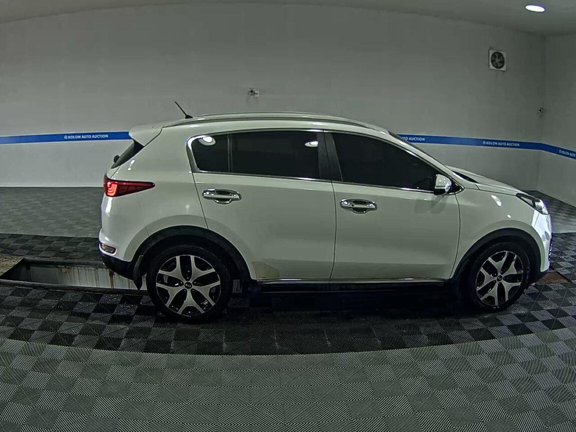 KIA NEW SPORTAGE R2.0 2WD NOBLESSE 2016 - zdjęcie 4