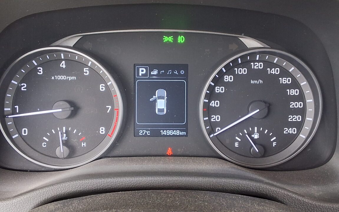 HYUNDAI AVANTE AD 1.6 GDi VALUE PLUS 2018 - zdjęcie 9