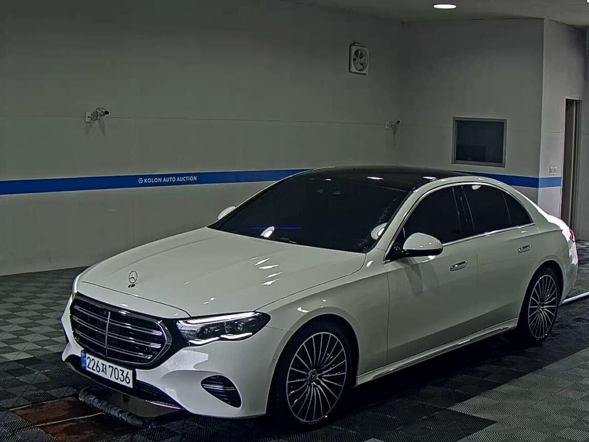 MERCEDES-BENZ E-CLASS (6TH GEN) E450 4MATIC 2025 - zdjęcie 2