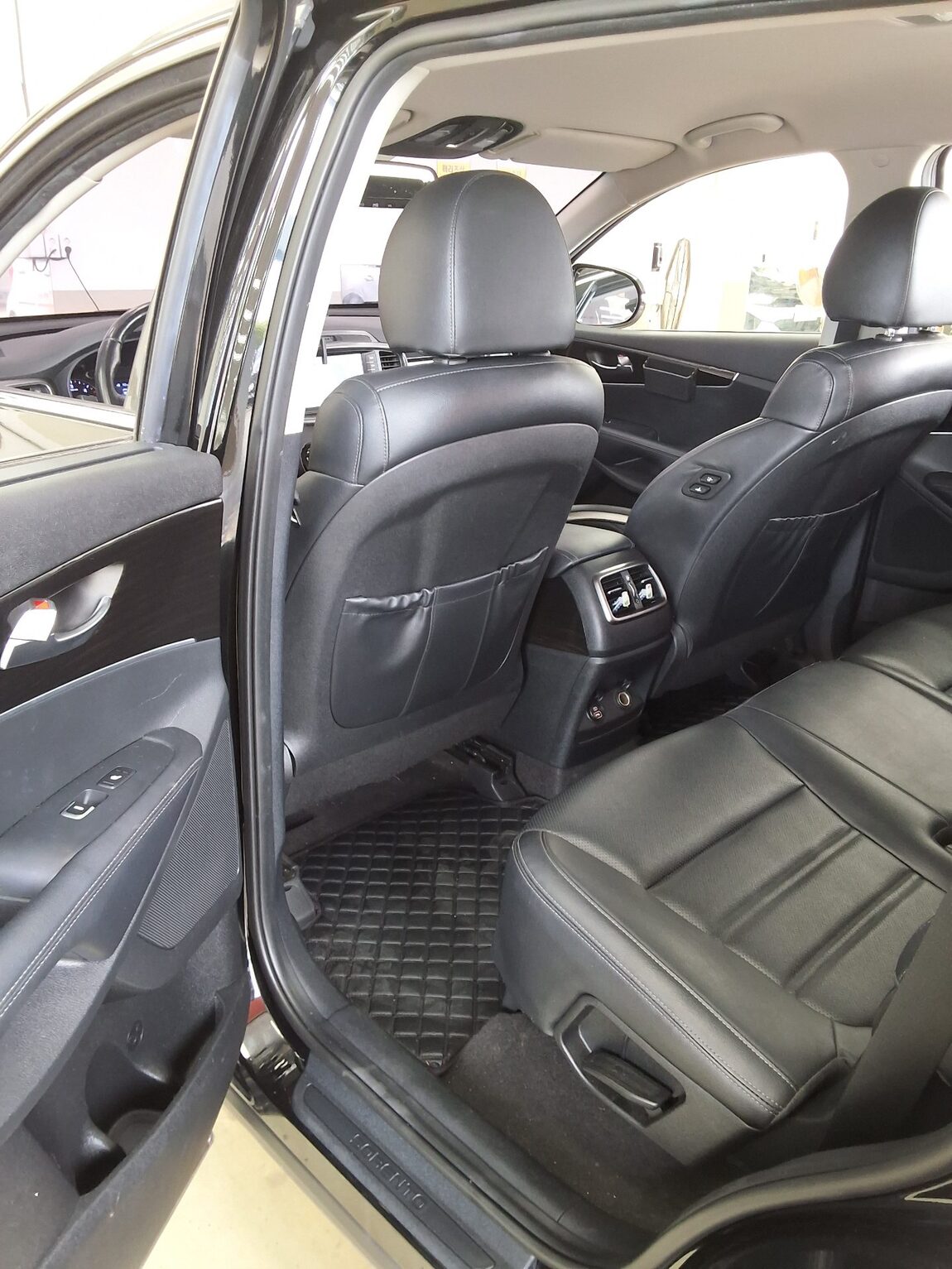 KIA THE NEW SORENTO DIESEL R2.2 2WD NOBLESSE 2018 - zdjęcie 12