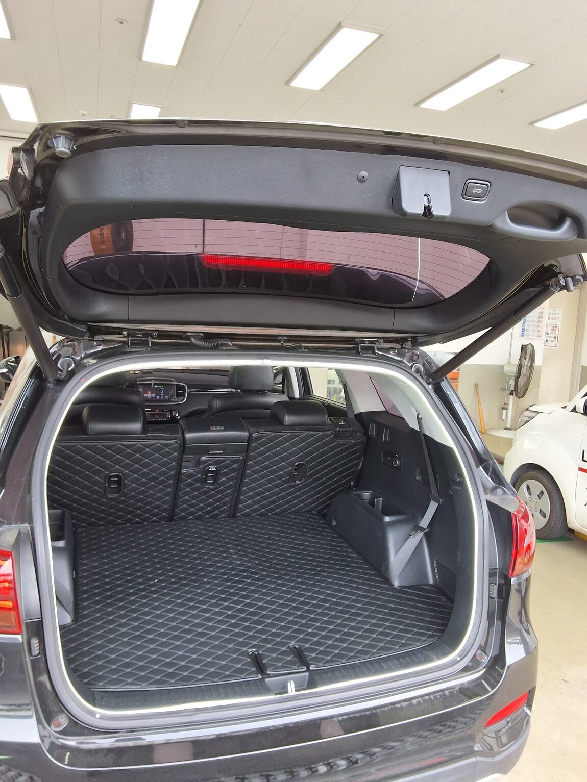 KIA THE NEW SORENTO DIESEL R2.2 2WD NOBLESSE 2018 - zdjęcie 15