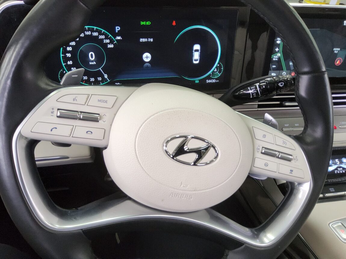 HYUNDAI THE NEW GRANDEUR IG GASOLINE 2.5 LE BLANC 2023 - zdjęcie 17