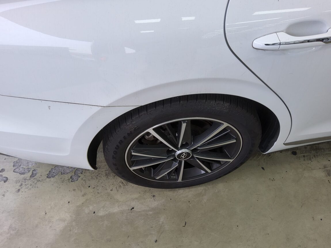 HYUNDAI THE NEW GRANDEUR IG GASOLINE 2.5 LE BLANC 2023 - zdjęcie 24