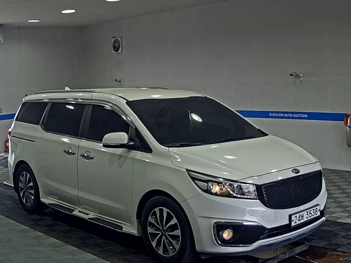 KIA ALL NEW CARNIVAL 9-SEATER DIESEL LUXURY 2015 - zdjęcie 3