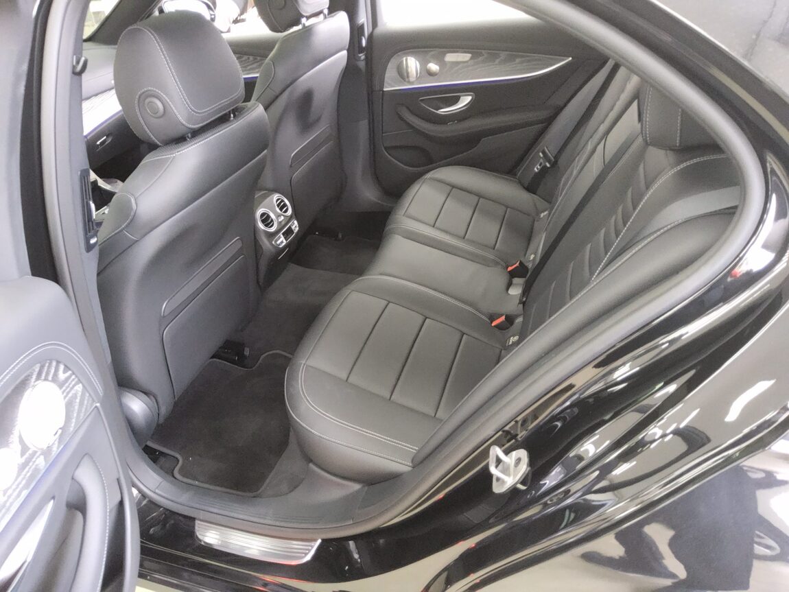 MERCEDES-BENZ E-CLASS (5TH GEN) E350 4MATIC AVANTGARDE 2022 - zdjęcie 12