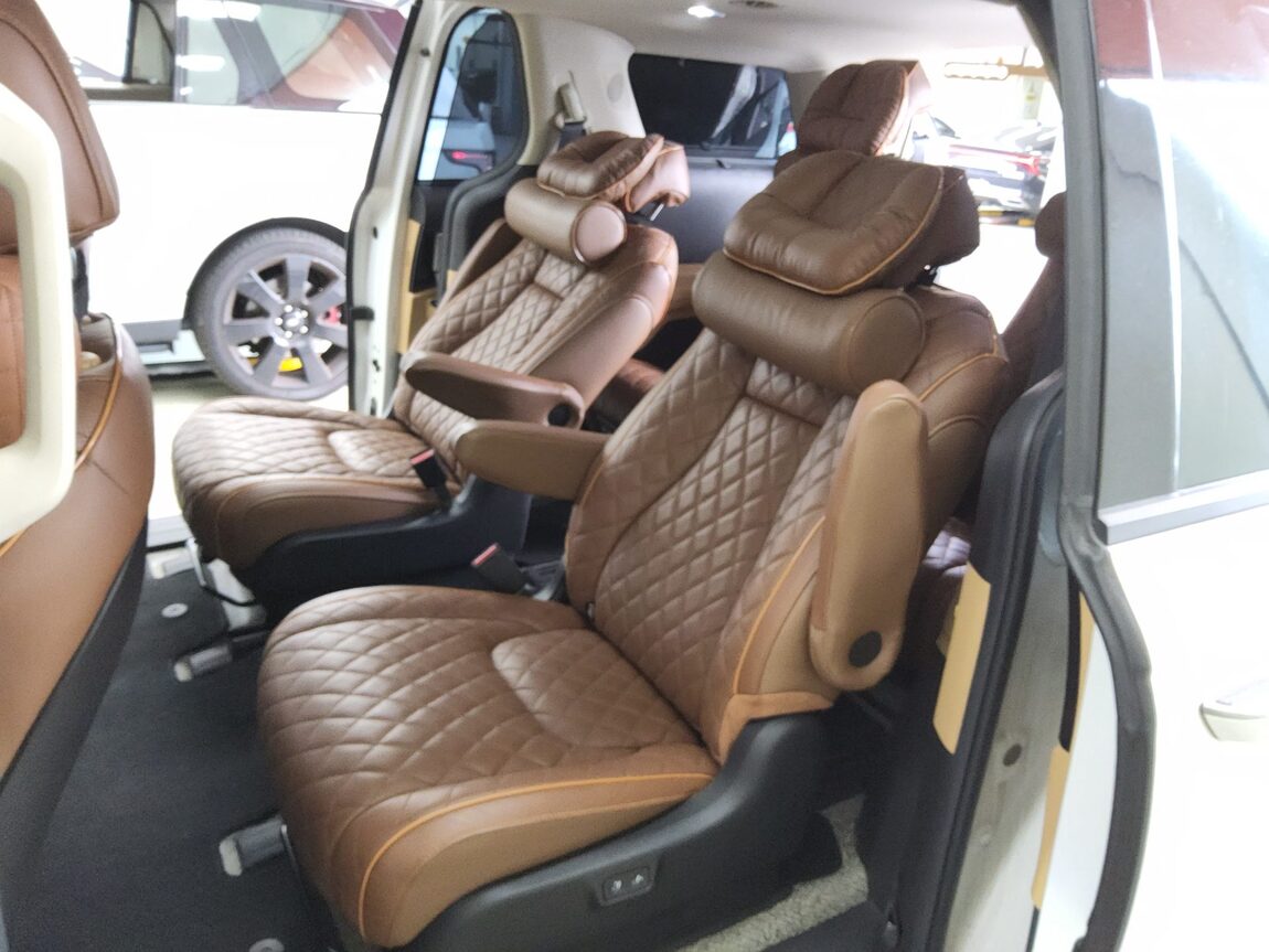 KIA NEW CARNIVAL (KA4) 9-SEATER DIESEL SIGNATURE 2021 - zdjęcie 12